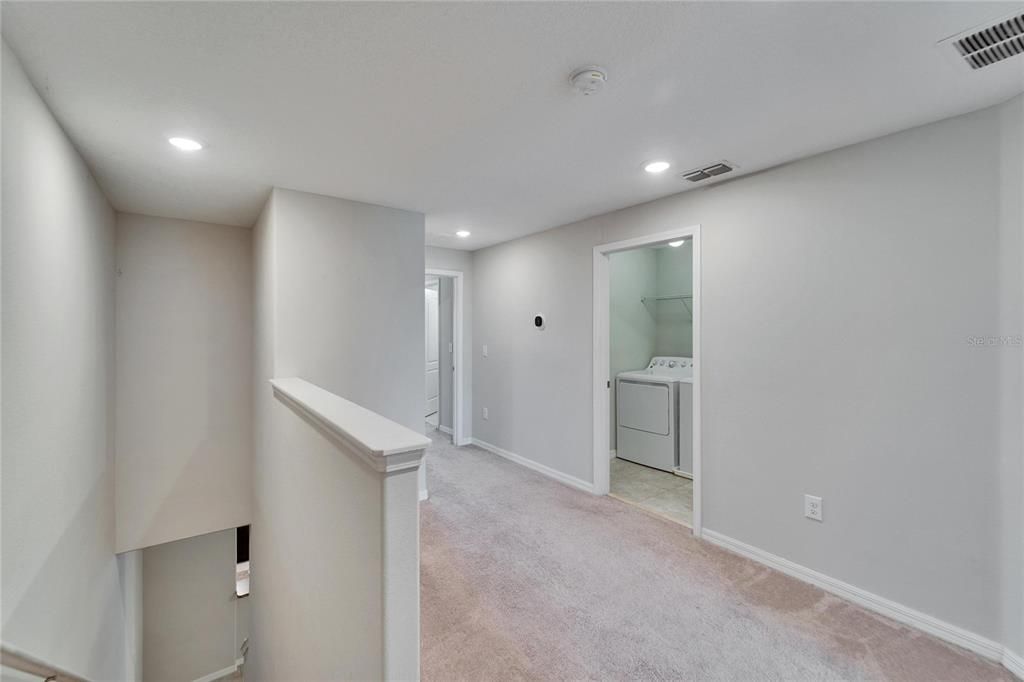 Active With Contract: $234,999 (2 beds, 2 baths, 1462 Square Feet)