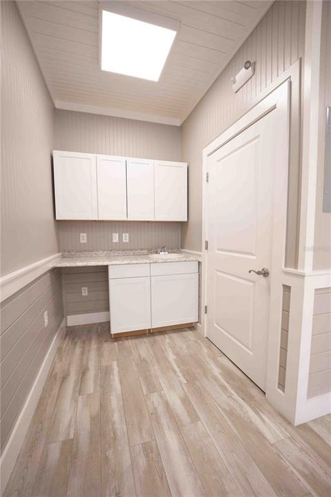 На продажу: $18,600 (0 спален, 0 ванн, 1904 Квадратных фут)