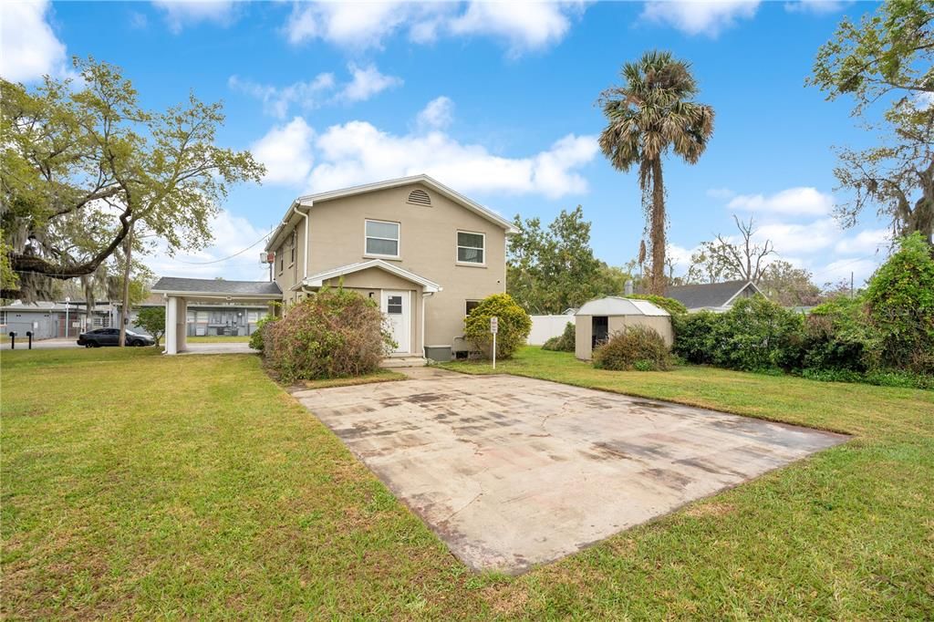 Activo con contrato: $399,000 (4 camas, 2 baños, 1664 Pies cuadrados)