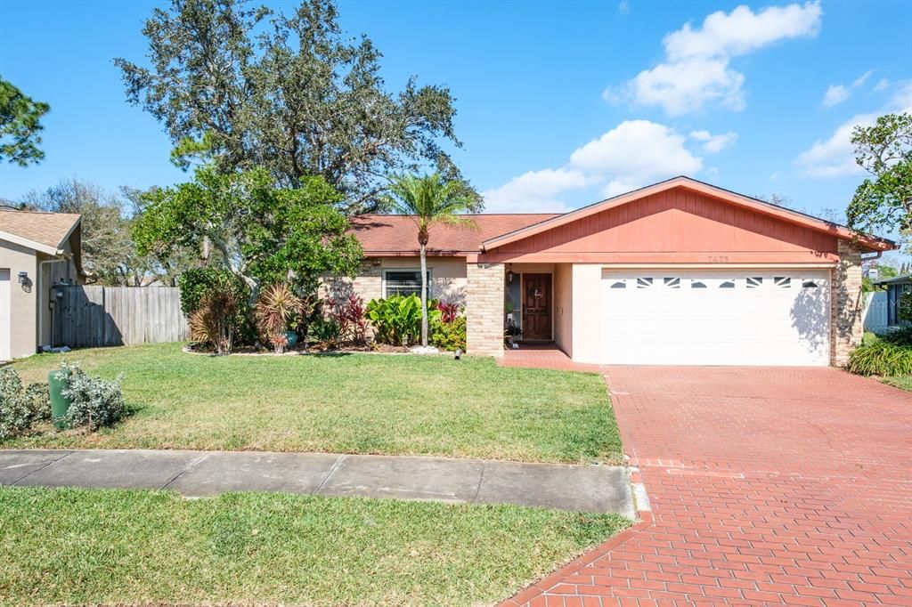 Recently Sold: $484,900 (3 beds, 2 baths, 1320 Square Feet)