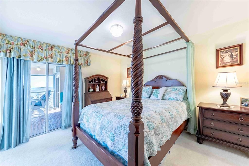 待售: $649,000 (2 贝兹, 2 浴室, 1287 平方英尺)