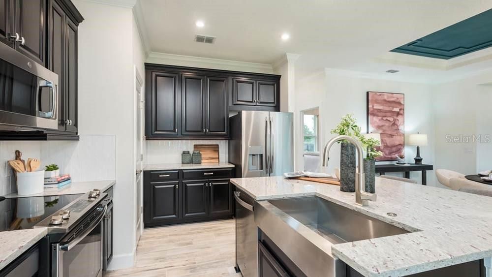 Под контрактом: $364,990 (2 спален, 2 ванн, 1723 Квадратных фут)