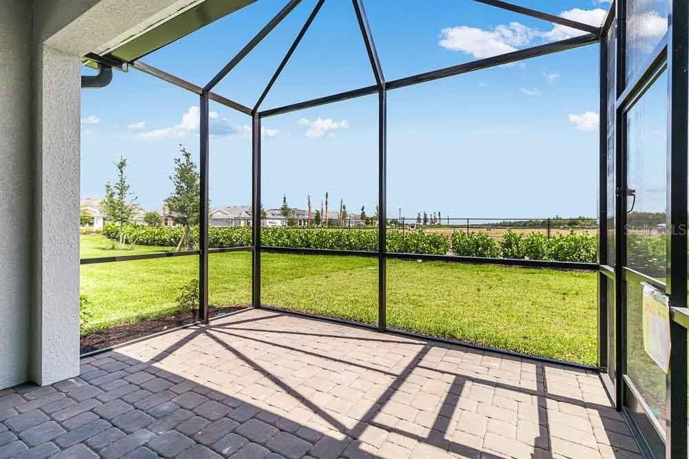 Activo con contrato: $383,645 (2 camas, 2 baños, 1723 Pies cuadrados)