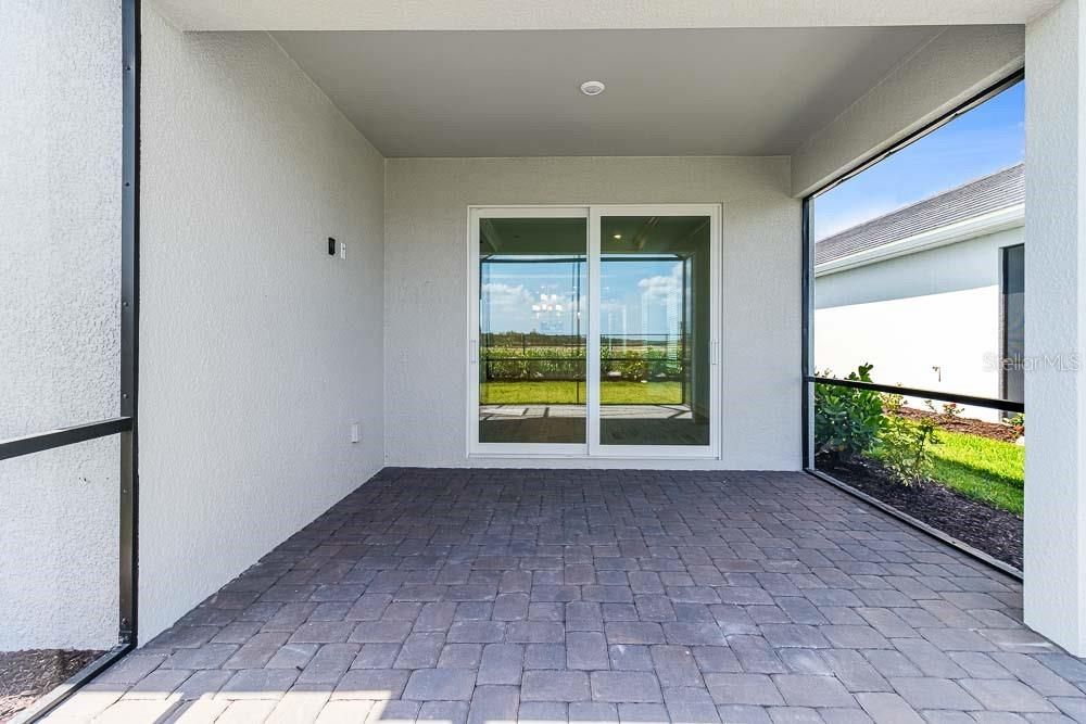 Activo con contrato: $383,645 (2 camas, 2 baños, 1723 Pies cuadrados)