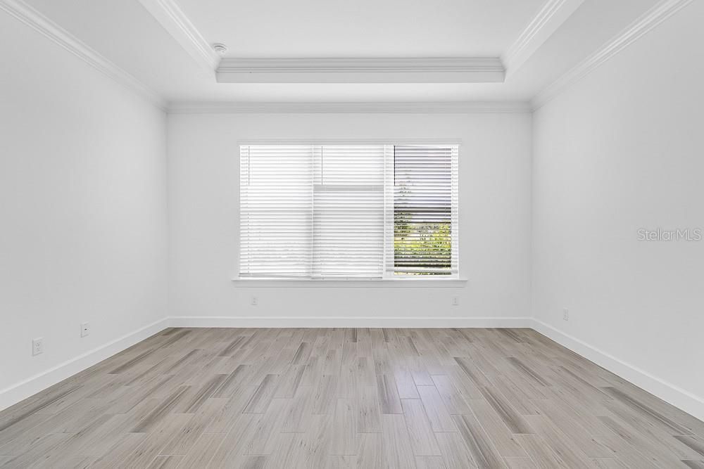 Activo con contrato: $383,645 (2 camas, 2 baños, 1723 Pies cuadrados)