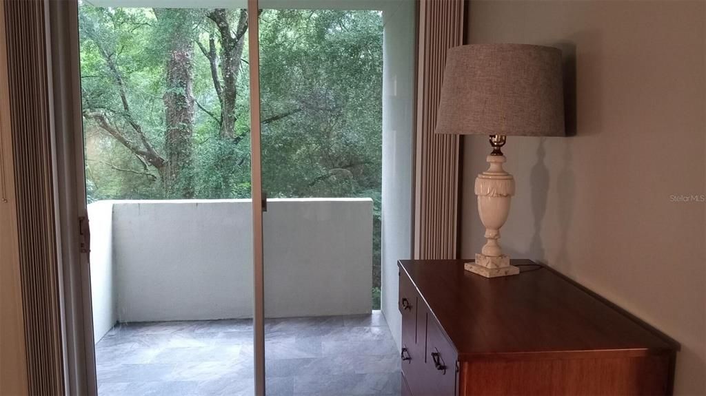 For Sale: $208,000 (2 beds, 1 baths, 1283 Square Feet)