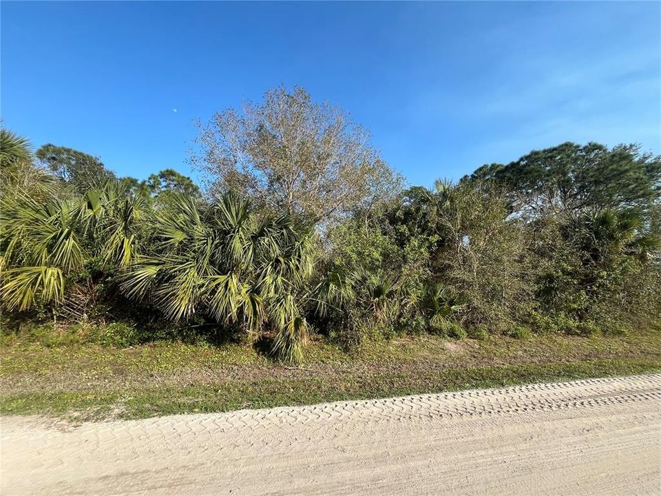 Vendido Recientemente: $39,900 (0.22 acres)