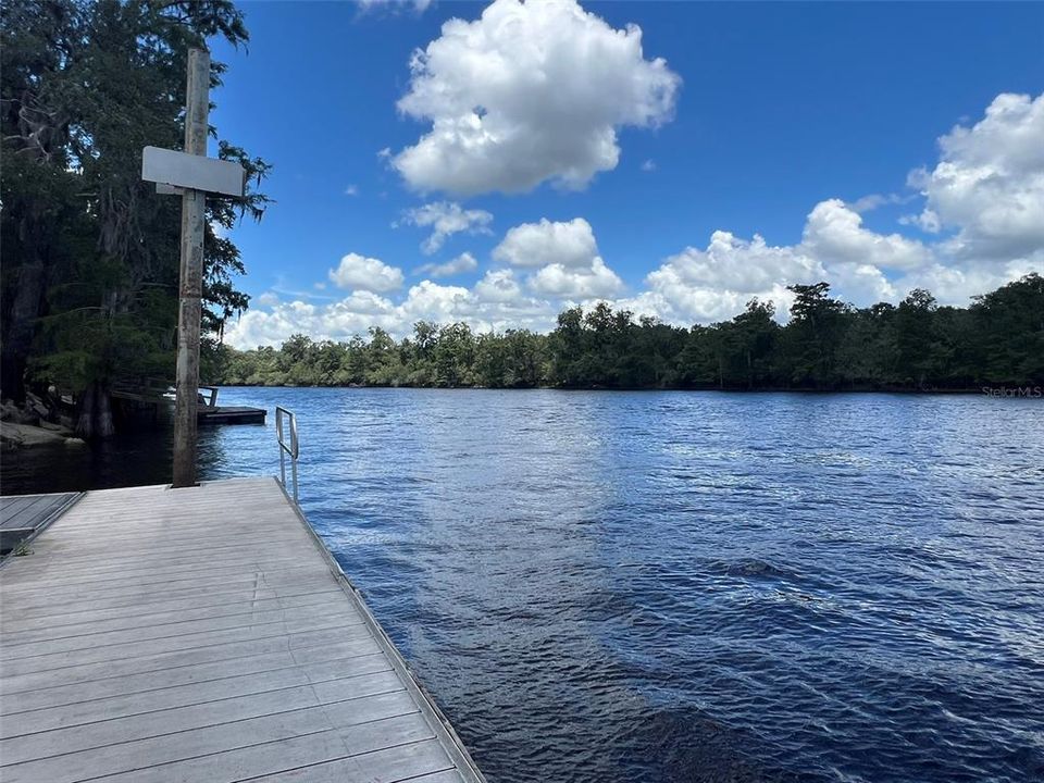 На продажу: $28,000 (0.96 acres)