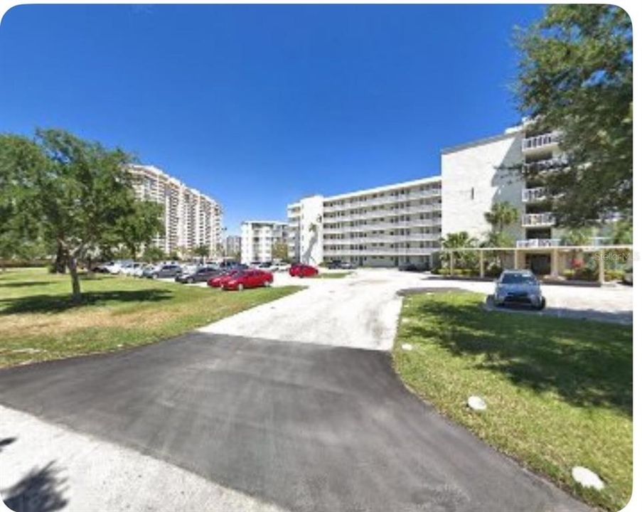 Recently Sold: $147,000 (2 beds, 2 baths, 1083 Square Feet)