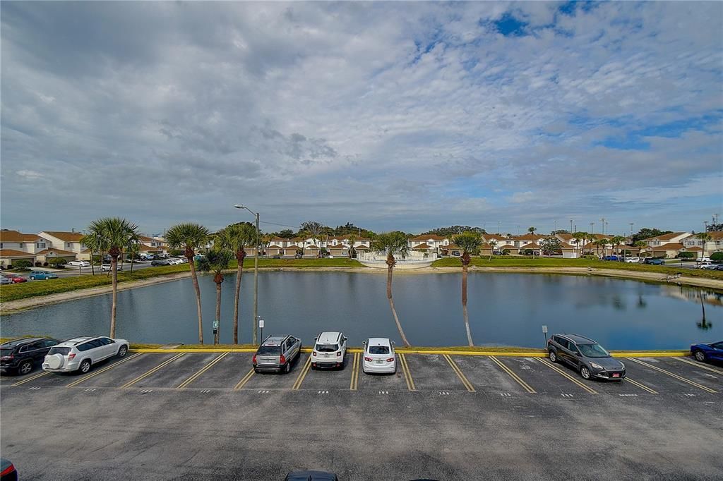 For Sale: $124,000 (1 beds, 1 baths, 870 Square Feet)