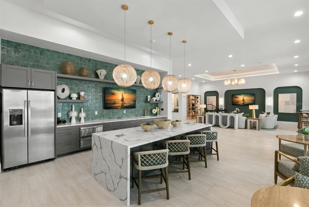 For Rent: $1,356 (1 beds, 1 baths, 807 Square Feet)