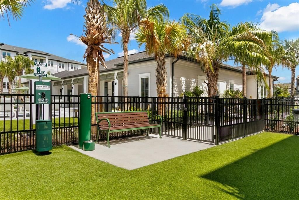 For Rent: $1,356 (1 beds, 1 baths, 807 Square Feet)