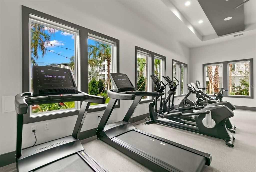 For Rent: $1,356 (1 beds, 1 baths, 807 Square Feet)
