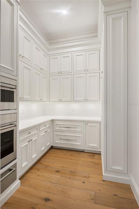 For Sale: $8,800,000 (4 beds, 6 baths, 7760 Square Feet)