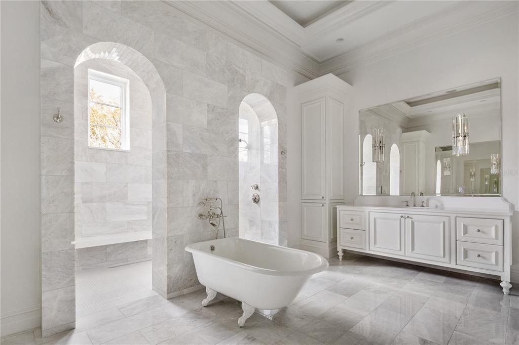 For Sale: $8,800,000 (4 beds, 6 baths, 7760 Square Feet)