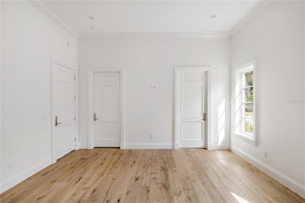 For Sale: $8,800,000 (4 beds, 6 baths, 7760 Square Feet)