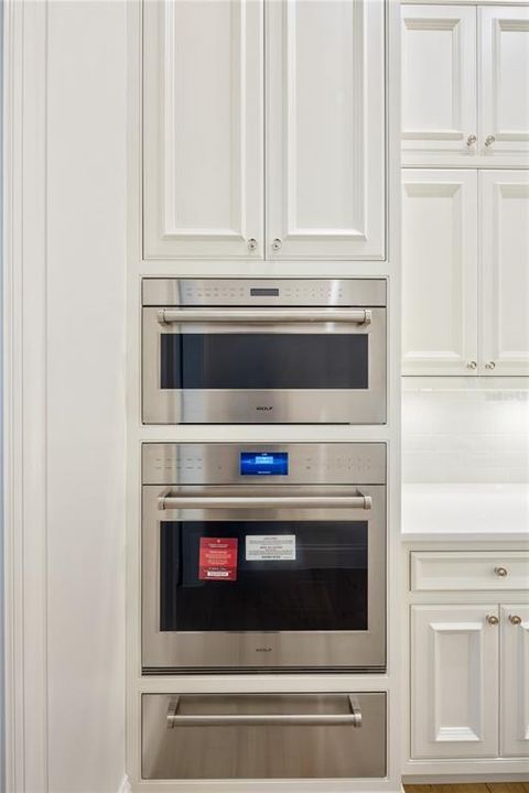 For Sale: $8,800,000 (4 beds, 6 baths, 7760 Square Feet)