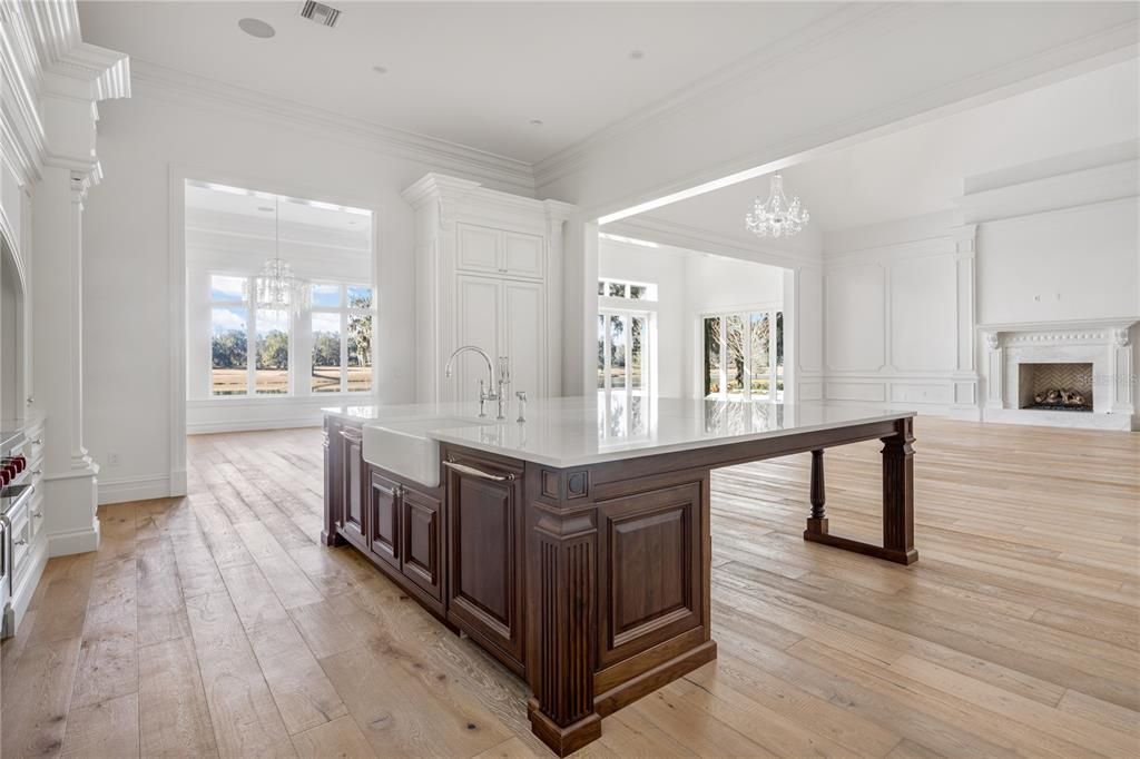 For Sale: $8,800,000 (4 beds, 6 baths, 7760 Square Feet)