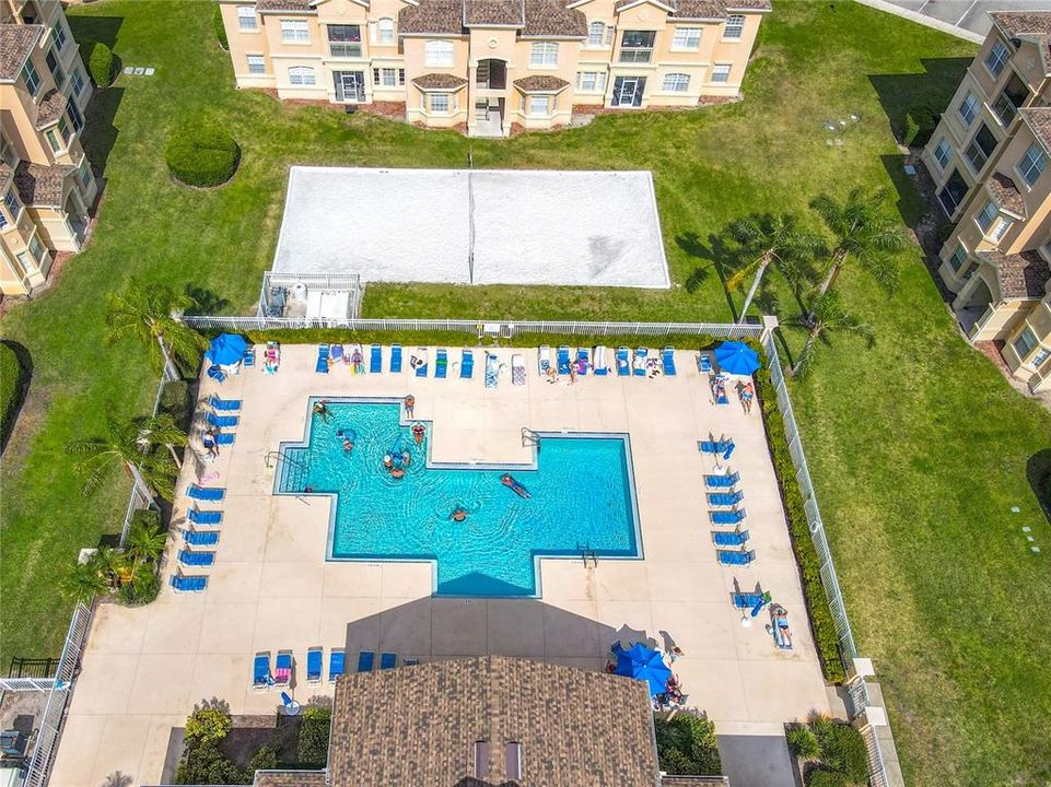 Active With Contract: $200,000 (4 beds, 2 baths, 1688 Square Feet)