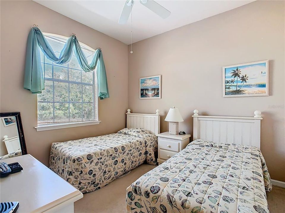 Active With Contract: $200,000 (4 beds, 2 baths, 1688 Square Feet)