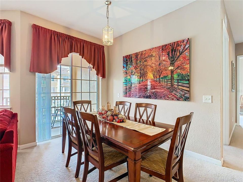 Active With Contract: $200,000 (4 beds, 2 baths, 1688 Square Feet)