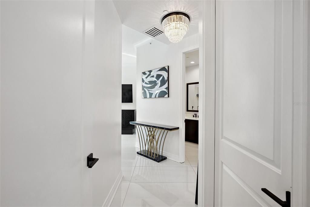 For Rent: $14,500 (3 beds, 3 baths, 2885 Square Feet)