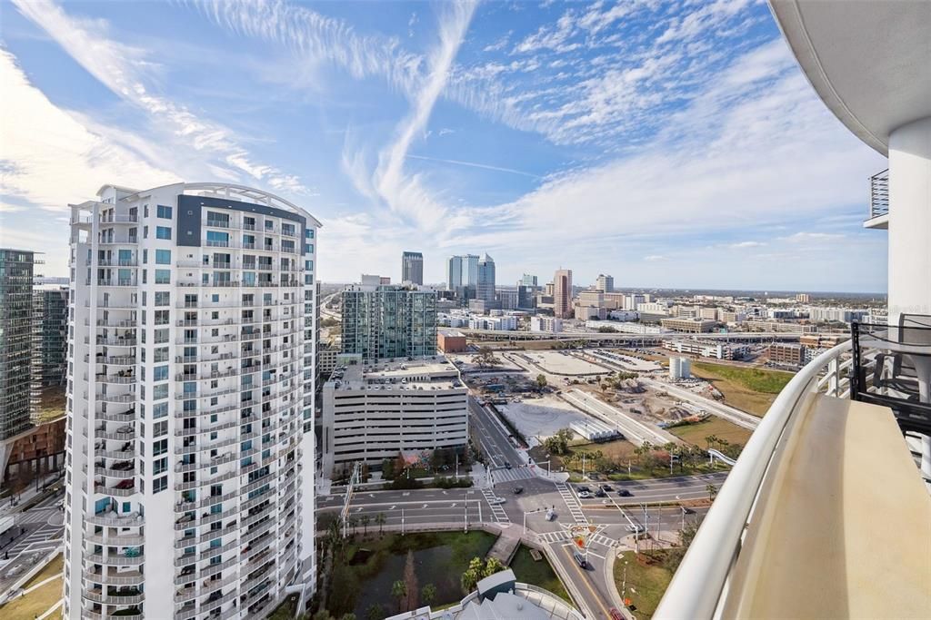 For Rent: $14,500 (3 beds, 3 baths, 2885 Square Feet)