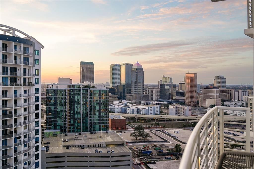 For Rent: $14,500 (3 beds, 3 baths, 2885 Square Feet)