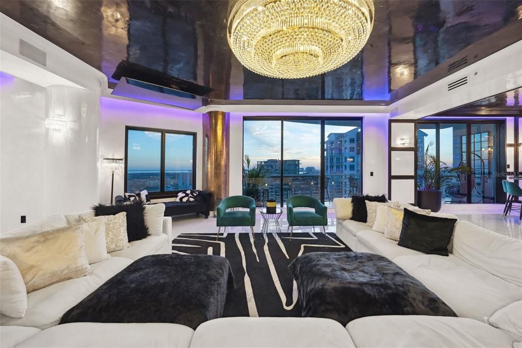 For Rent: $14,500 (3 beds, 3 baths, 2885 Square Feet)