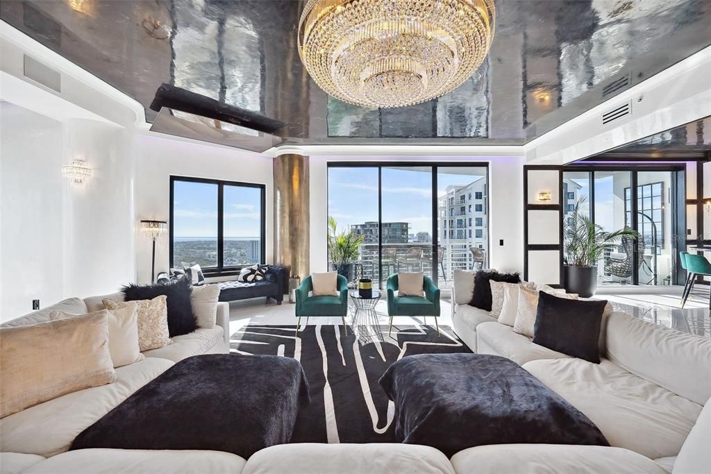 For Rent: $14,500 (3 beds, 3 baths, 2885 Square Feet)