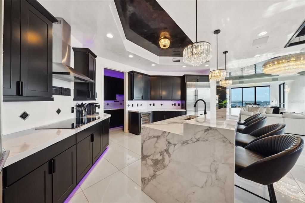 For Rent: $14,500 (3 beds, 3 baths, 2885 Square Feet)