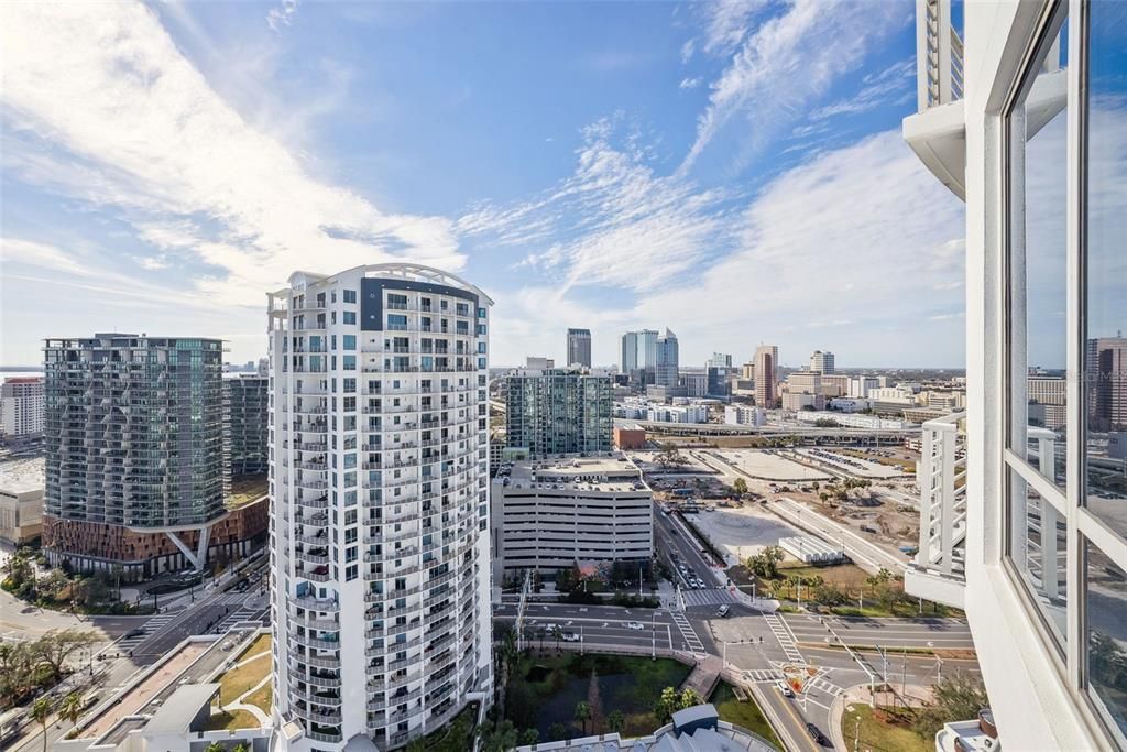 For Rent: $14,500 (3 beds, 3 baths, 2885 Square Feet)