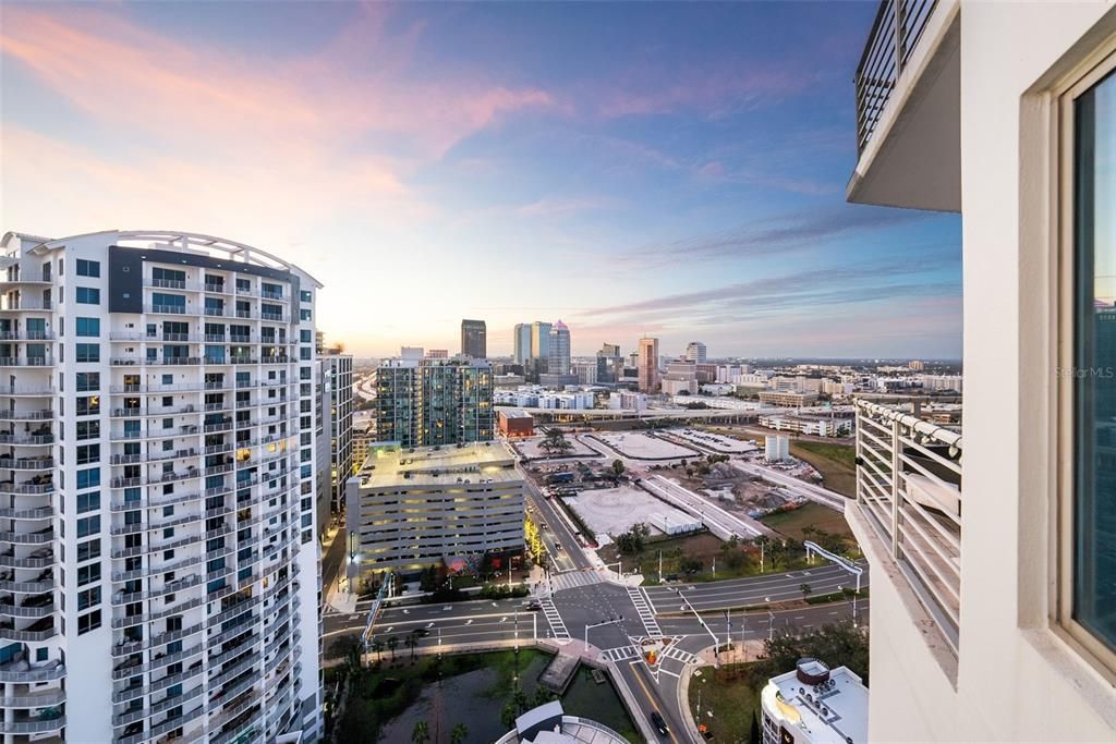 For Rent: $14,500 (3 beds, 3 baths, 2885 Square Feet)