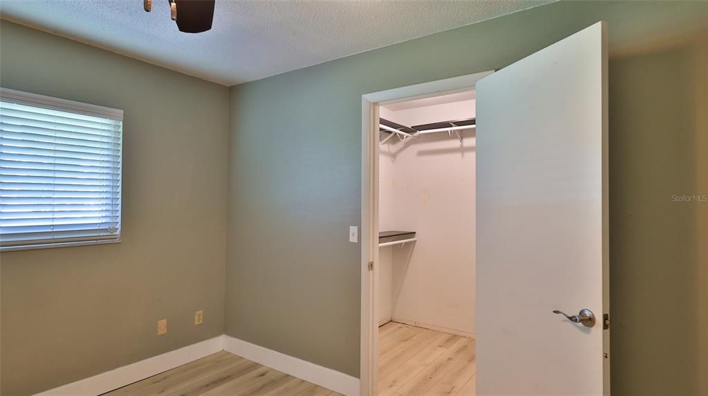 For Sale: $324,400 (3 beds, 2 baths, 2025 Square Feet)