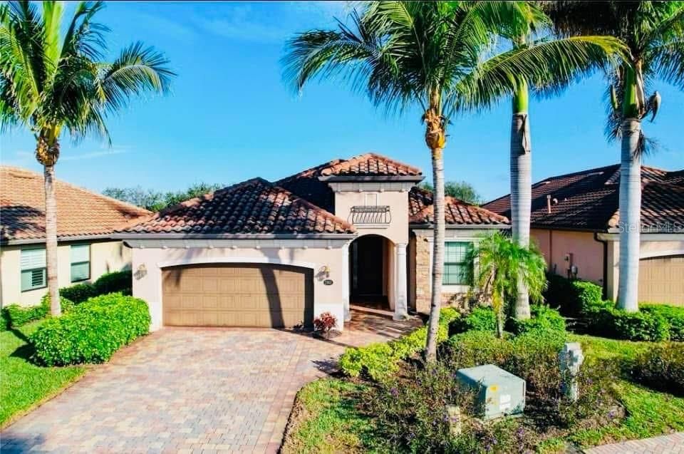 En Venta: $900,000 (4 camas, 2 baños, 2247 Pies cuadrados)