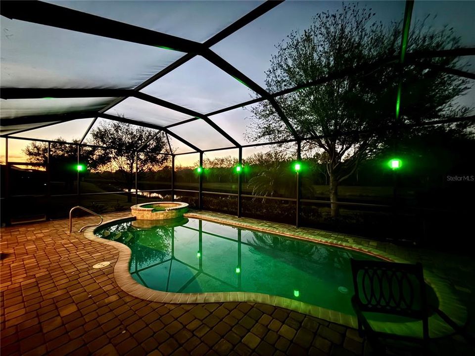 En Venta: $900,000 (4 camas, 2 baños, 2247 Pies cuadrados)