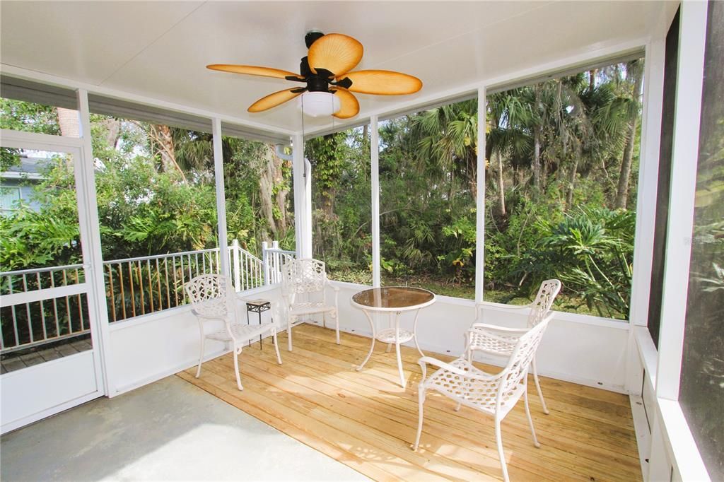 Activo con contrato: $274,900 (2 camas, 2 baños, 1364 Pies cuadrados)