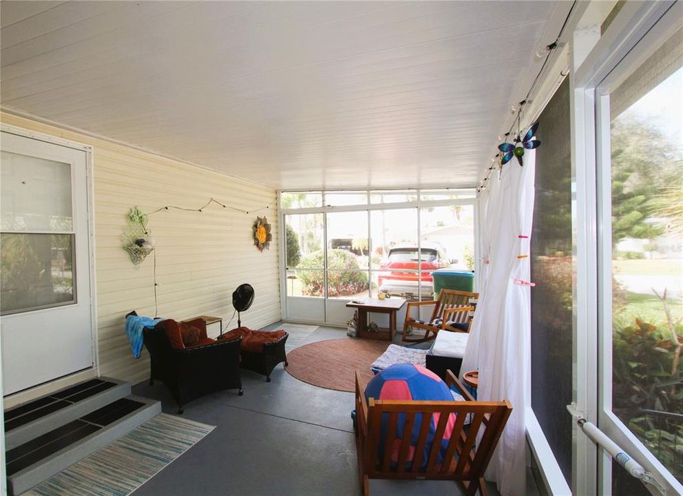 Activo con contrato: $274,900 (2 camas, 2 baños, 1364 Pies cuadrados)