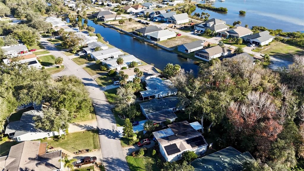 Activo con contrato: $274,900 (2 camas, 2 baños, 1364 Pies cuadrados)