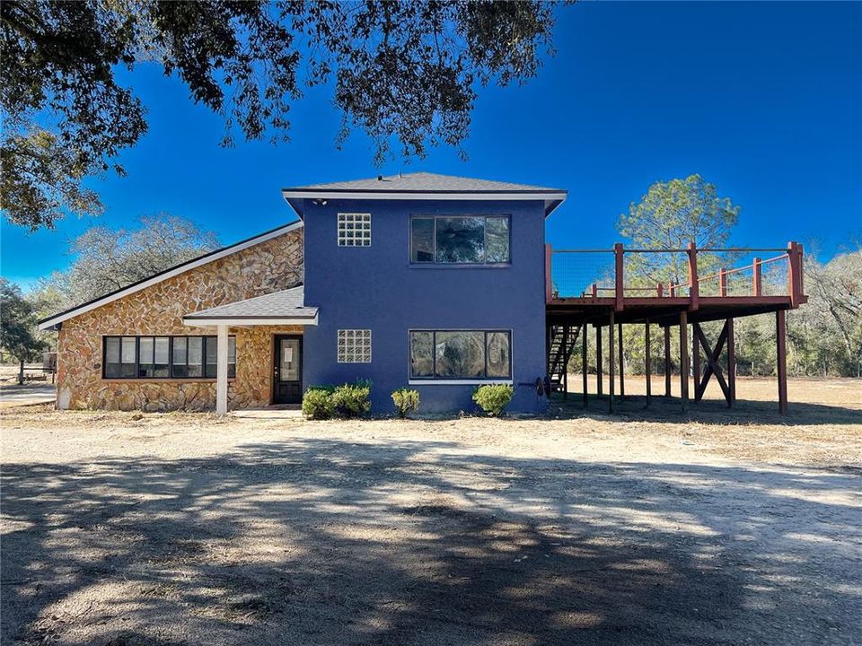 Vendido Recientemente: $295,000 (4 camas, 3 baños, 2283 Pies cuadrados)