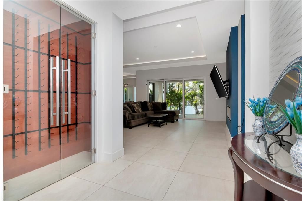 出租: $13,000 (4 贝兹, 4 浴室, 4418 平方英尺)