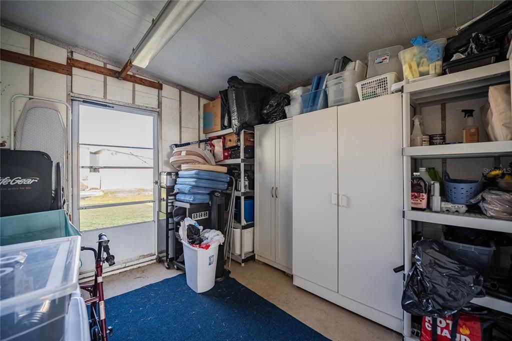 合同活跃: $157,900 (3 贝兹, 2 浴室, 1324 平方英尺)