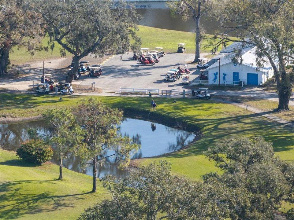 合同活跃: $157,900 (3 贝兹, 2 浴室, 1324 平方英尺)