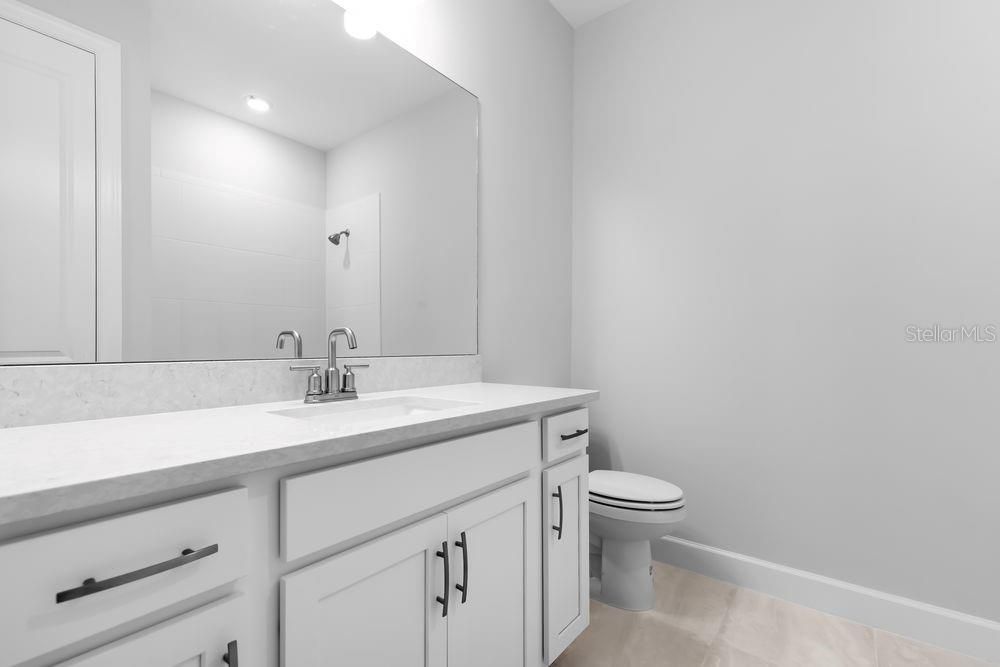 Active With Contract: $586,711 (3 beds, 3 baths, 2100 Square Feet)