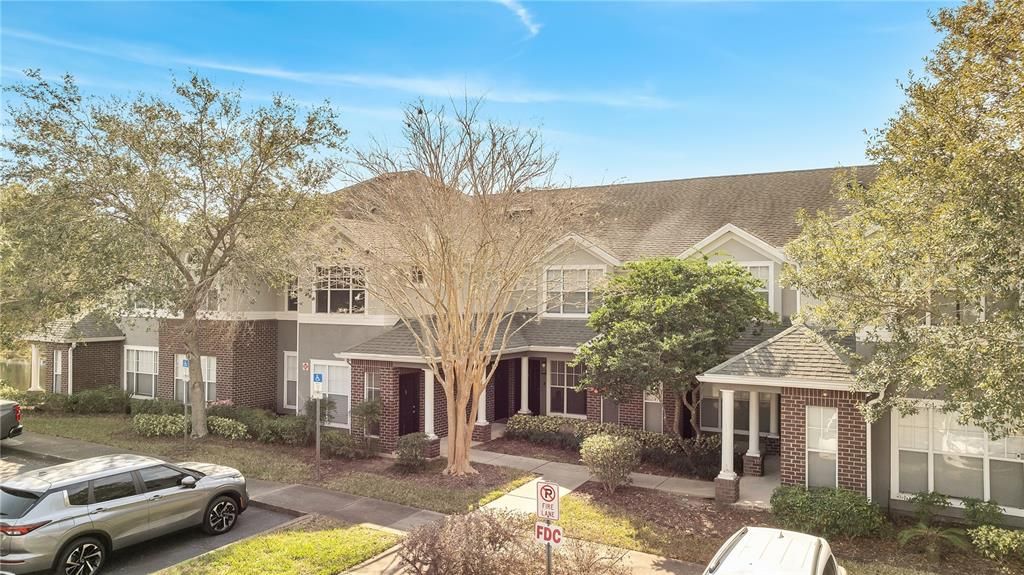 For Sale: $275,000 (2 beds, 2 baths, 1204 Square Feet)