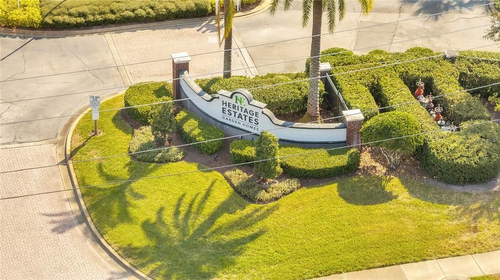 For Sale: $275,000 (2 beds, 2 baths, 1204 Square Feet)