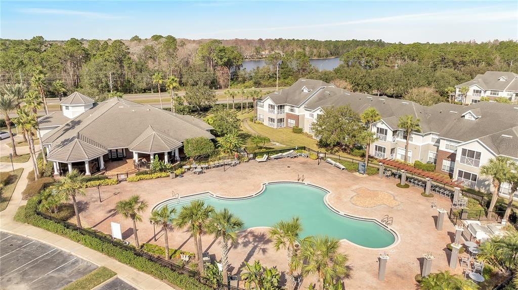 For Sale: $275,000 (2 beds, 2 baths, 1204 Square Feet)