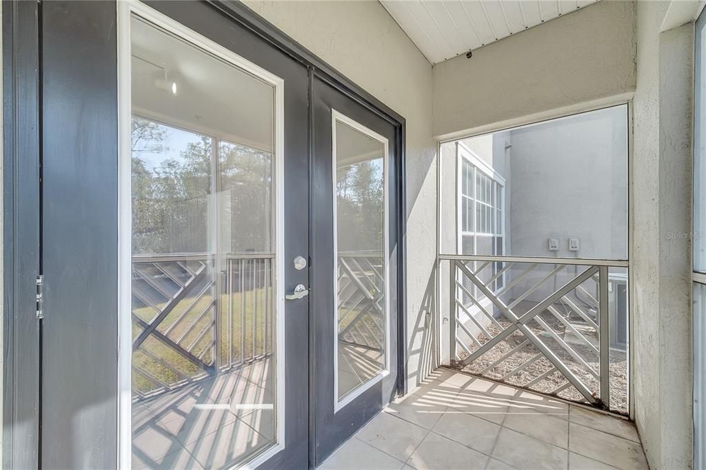 For Sale: $275,000 (2 beds, 2 baths, 1204 Square Feet)