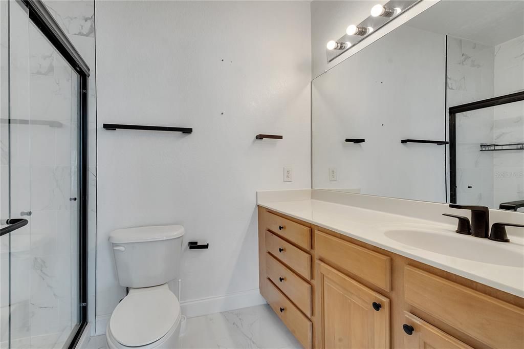 For Sale: $275,000 (2 beds, 2 baths, 1204 Square Feet)