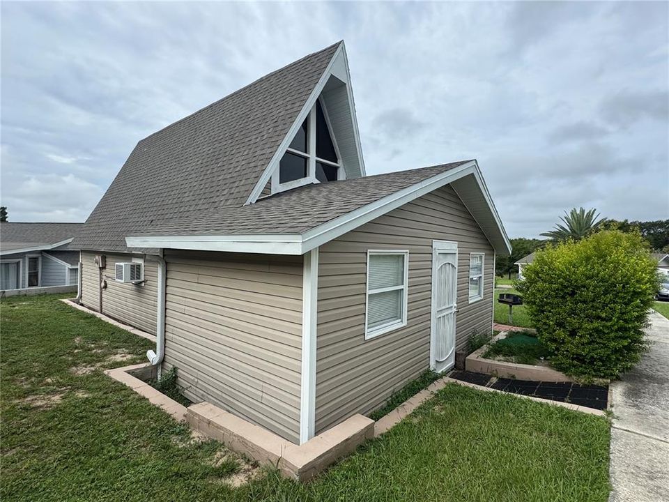 En Venta: $159,900 (2 camas, 1 baños, 840 Pies cuadrados)